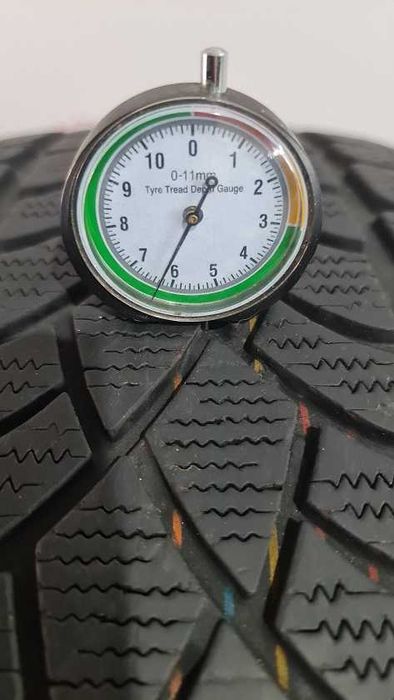 255/45/20 101V DUNLOP RFT CP N1039 M+S IARNĂ
