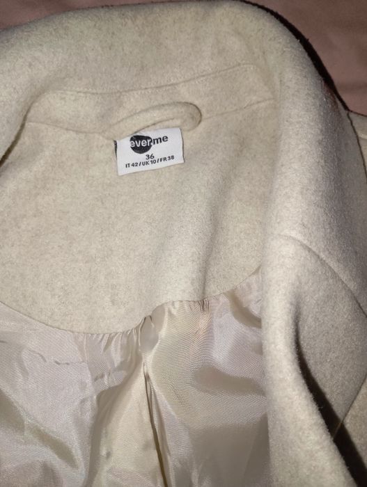 Vând palton marimea 36