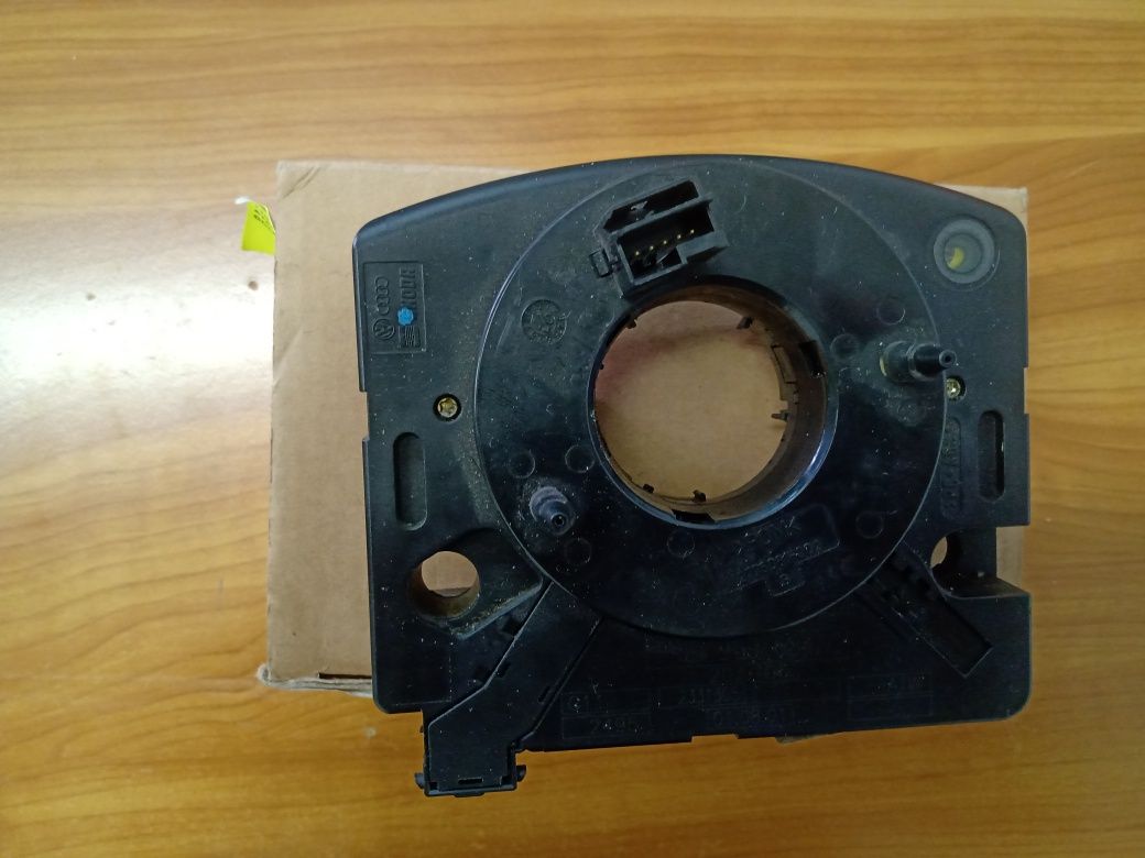 Лентови кабели и аирбег модули за VW golf 4, Audi, Seat, Skoda