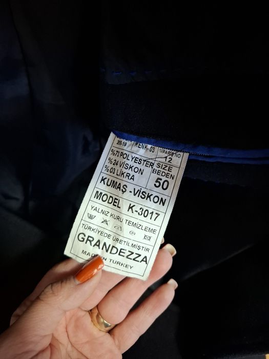 Palton barbati nepurtat