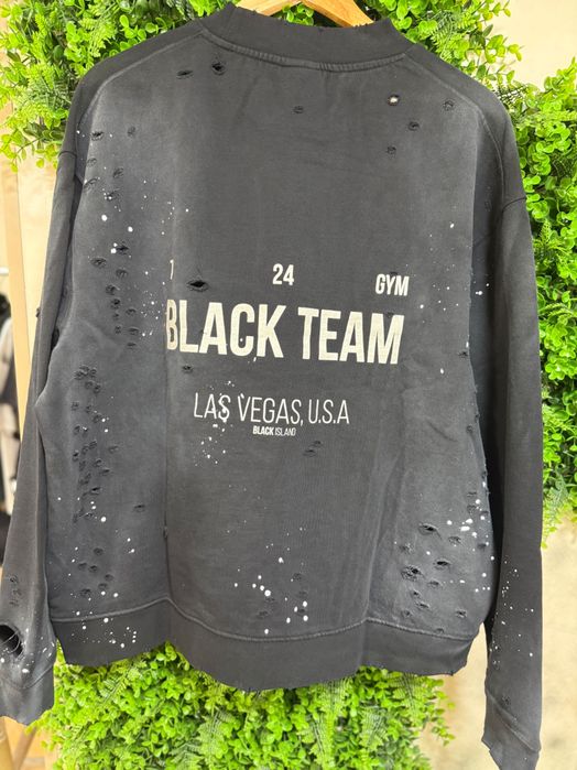 Мъжки дрехи ,тениски ,екип