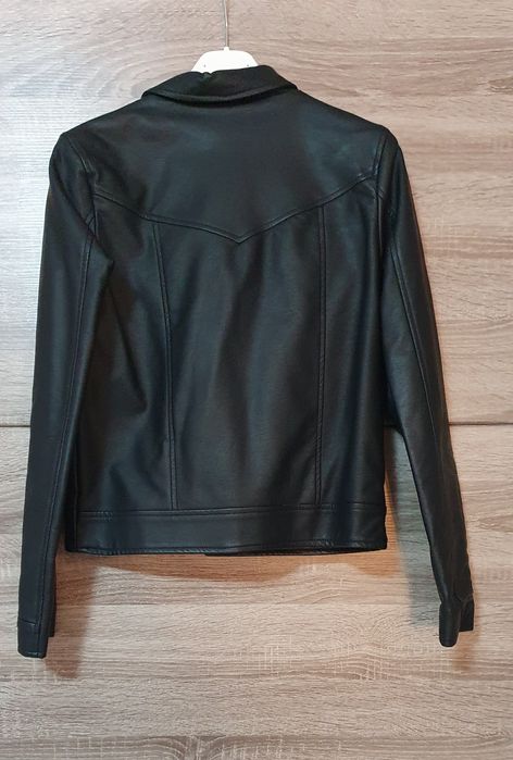 Черно яке от еко кожа