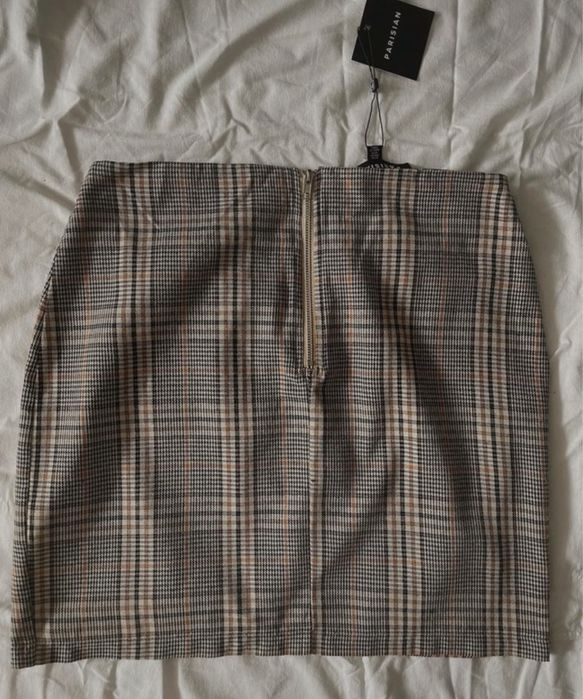 Fusta mini Parisian carouri noua cu eticheta perfecta pentru toamna