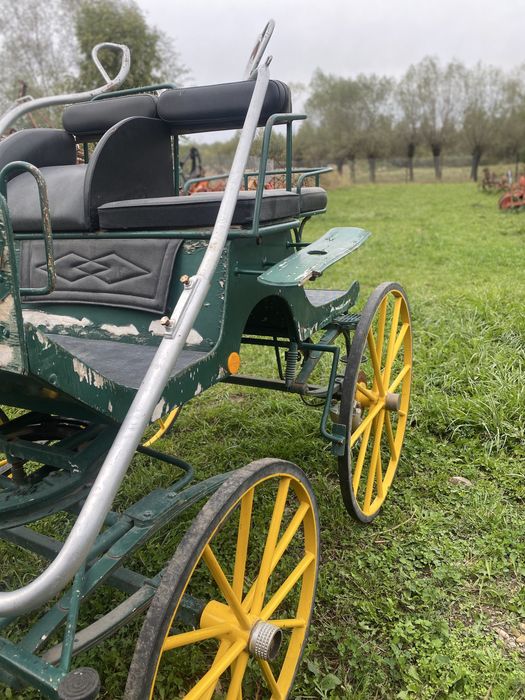 Trăsură cu 4 roți