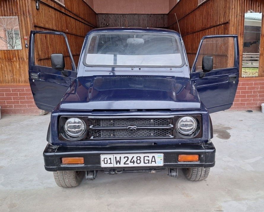 Suzuki jimny 1993 Vnedorojnik