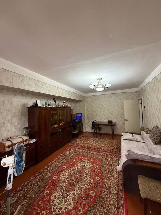 Продается квартира на Юнус Абаде 4 квартал 4/4/4 кирпич