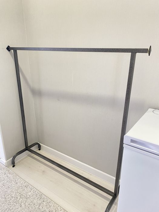 Продается кронштейн для вещей