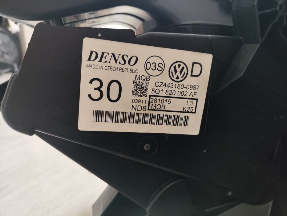 Carcasa aeroterma defecta  5Q1 820 002 AF