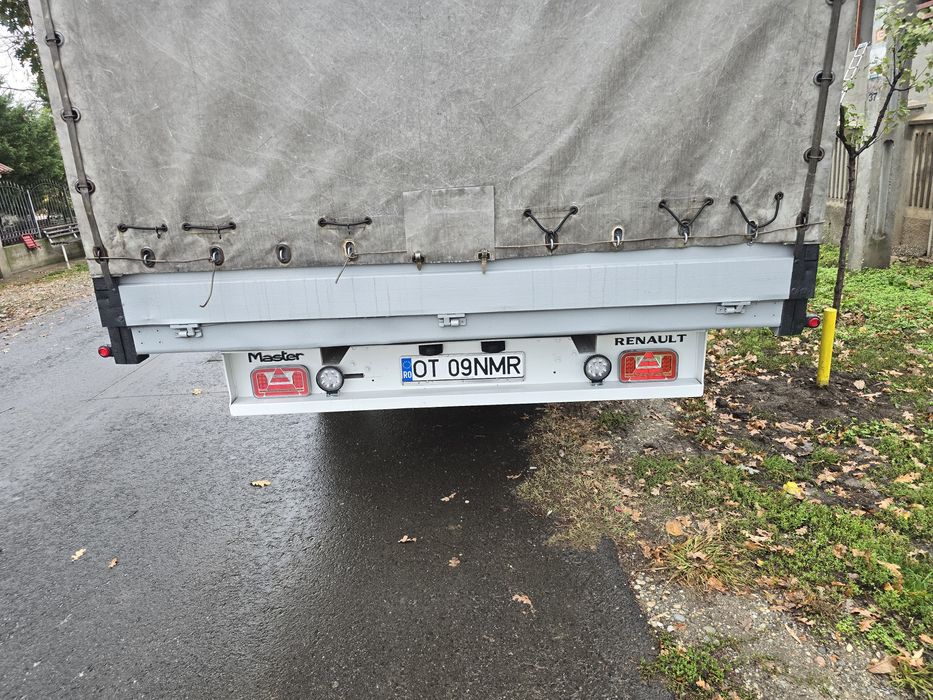 Se oferă spre Vanzare Renault Master 3