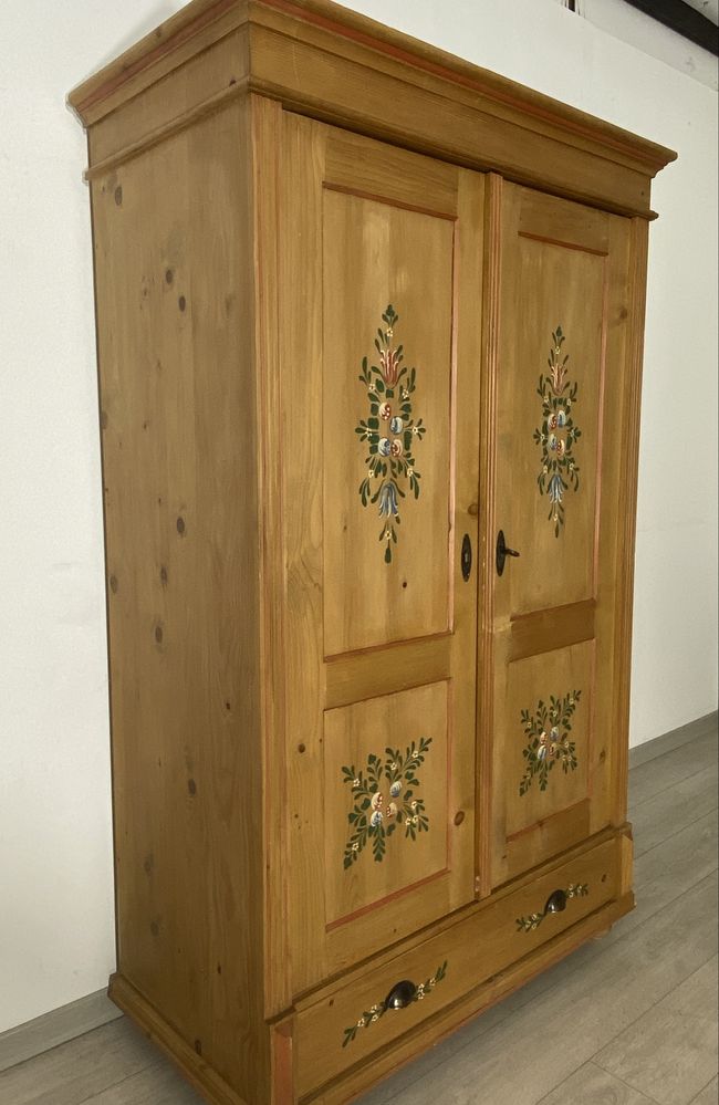 Șifonier Vintage din Lemn Masiv; Dulap de Haine pentru Dormitor
