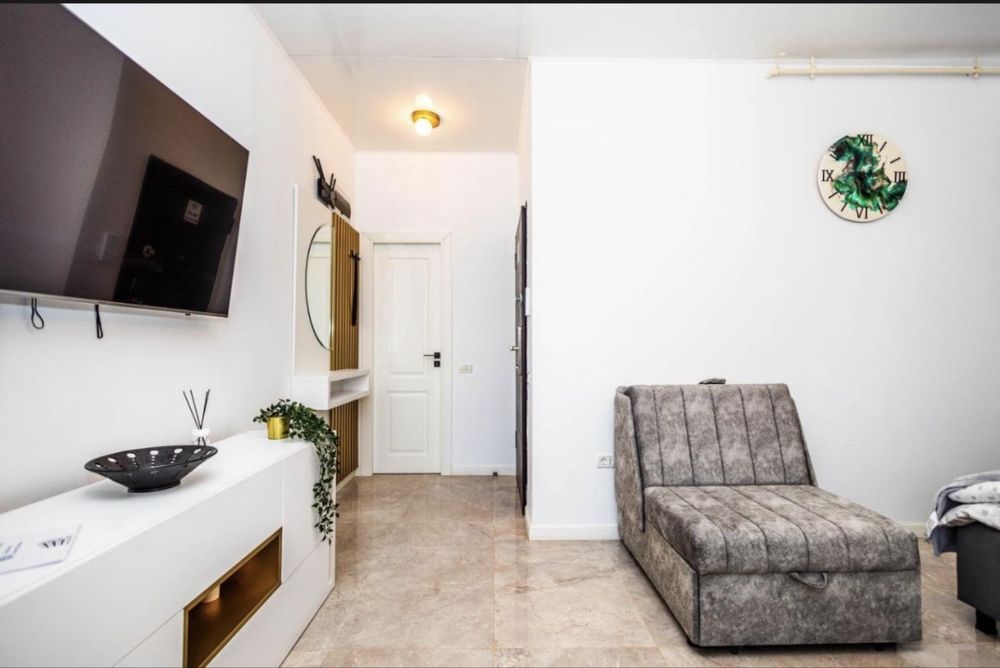 Inchiriez studio Building Stefan Resort ( Azimuth Beach& Lounge)