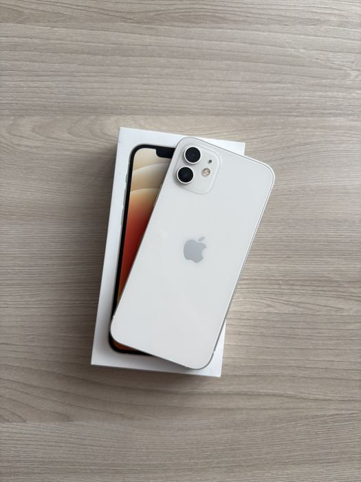 iPhone 12 — в идеальном состоянии!
