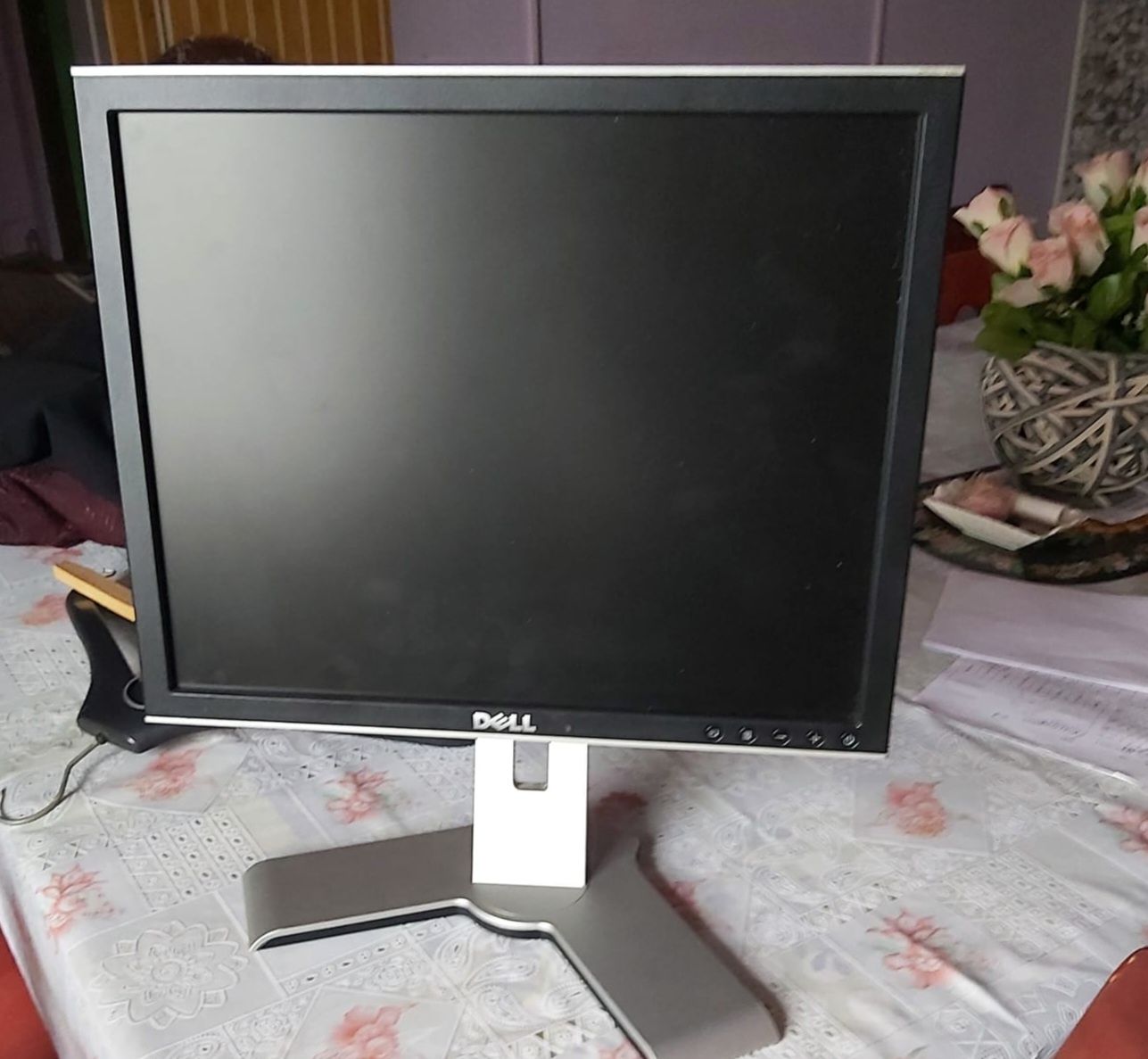 Unitate PC Intel Core HP  i3 + monitor cadou