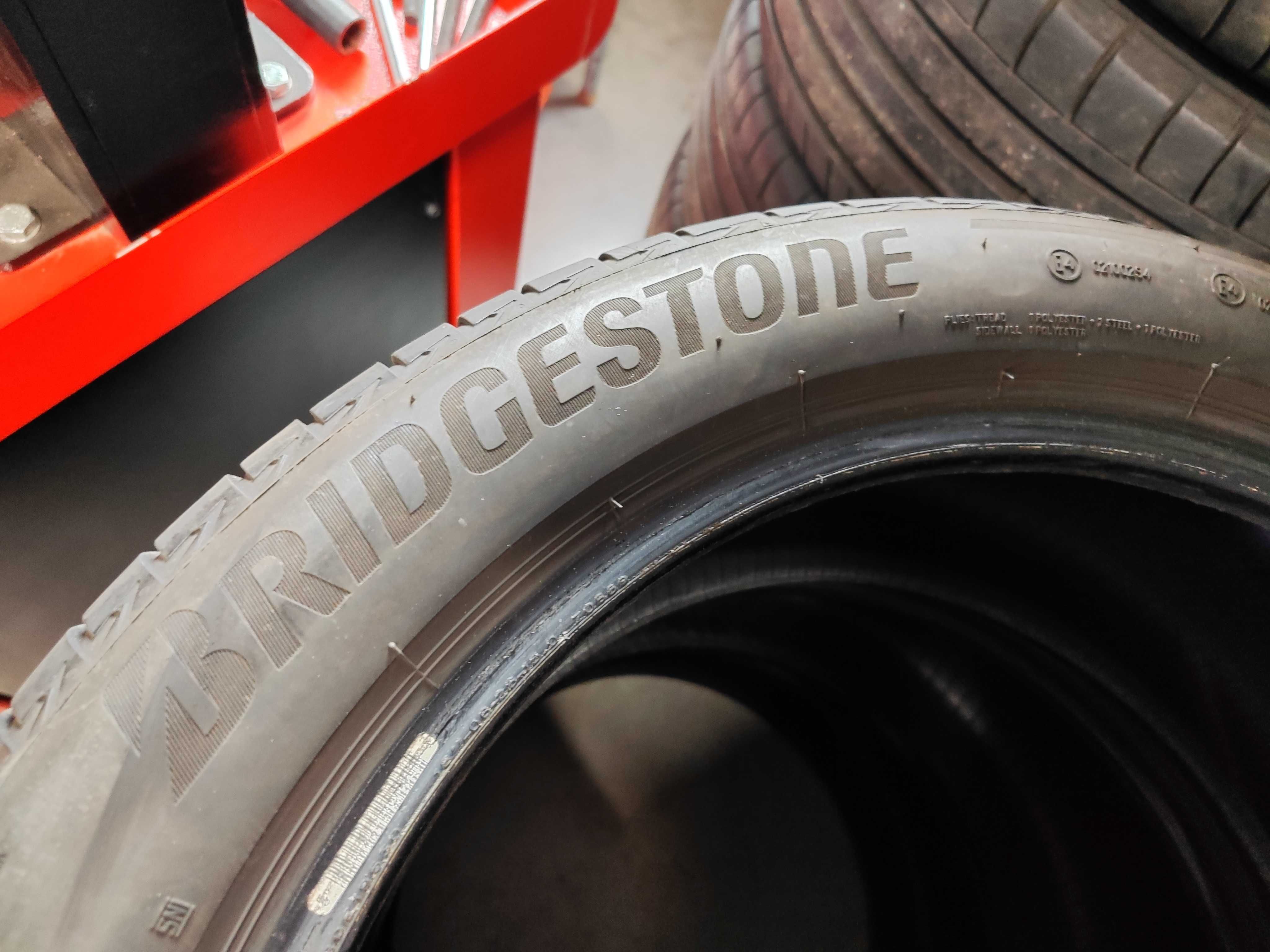 2бр. летни гуми 245/45/18 Bridgestone