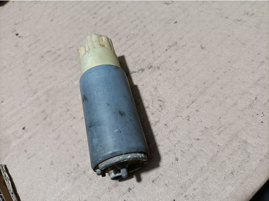 Pompă benzină combustibil,posibilitatea expedierea coletului avantajos