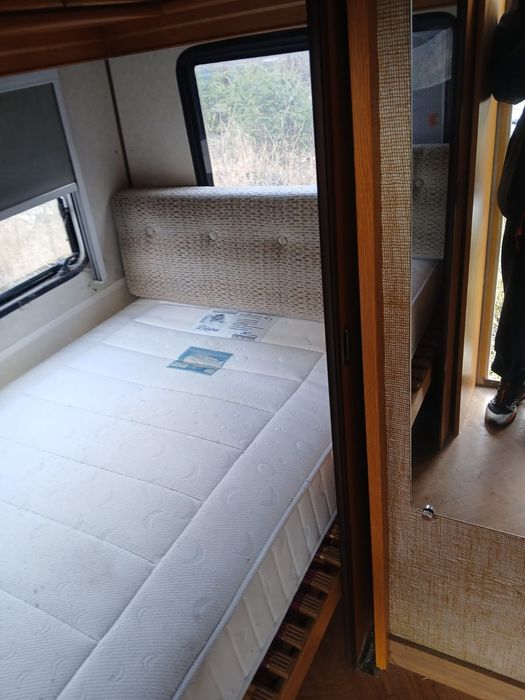 Vând rulotă hobby pentru loc fix 1989