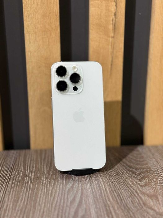 Телефон iPhone 15 Pro 256Gb / Айфон 15 Про 256Гб