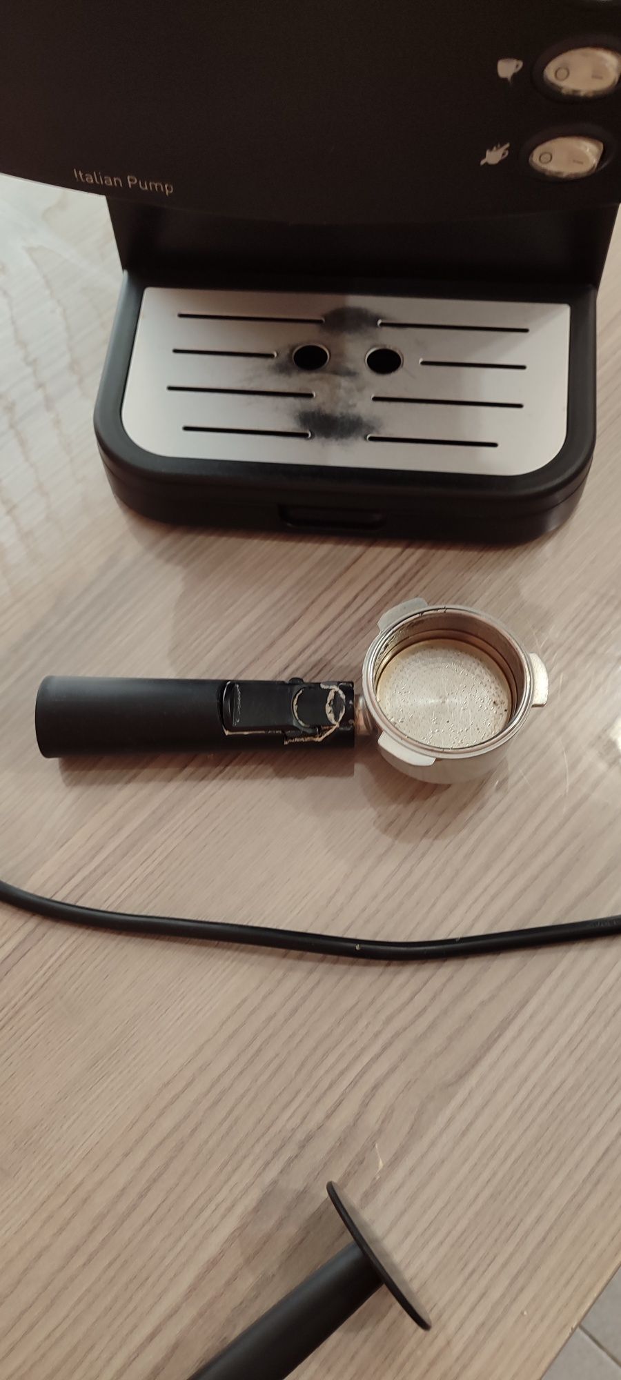 Кафемашина TAURUS BARI 1500.00 ml, 15.00 bar, ЧЕРЕН