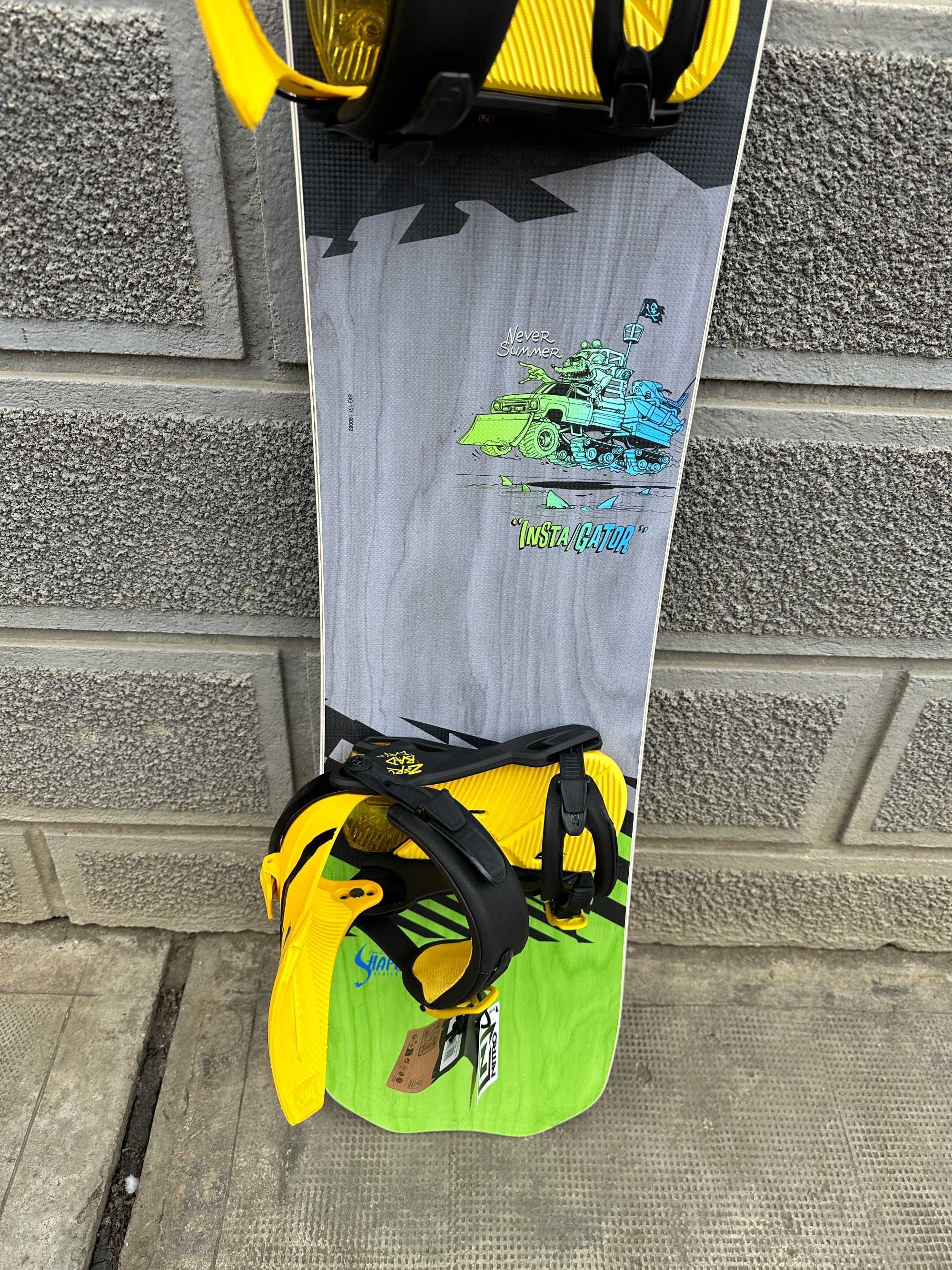 placa noua snowboard never summer insta gator L151