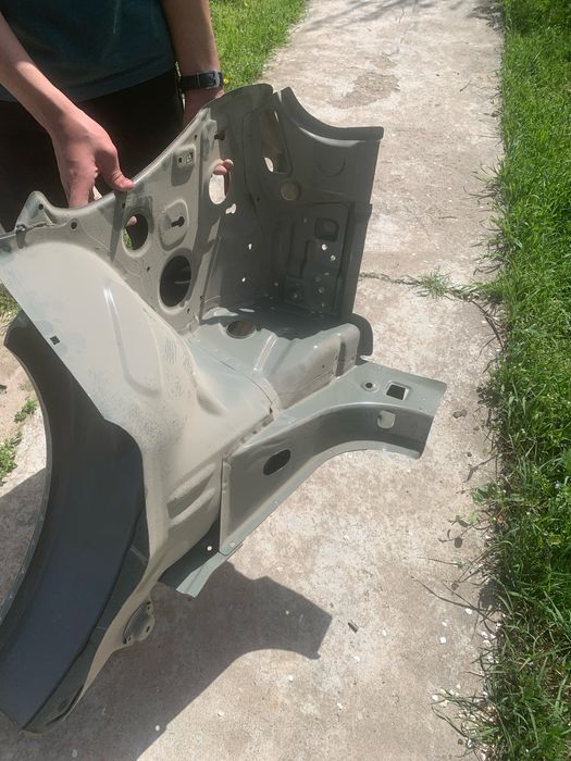 Жентра орка чап тараф крыло ички кисми + жентра орка фартук унг тараф