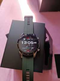 Vand smartwatch Huawei watch gt2 in stare foarte buna ,la cutie!!