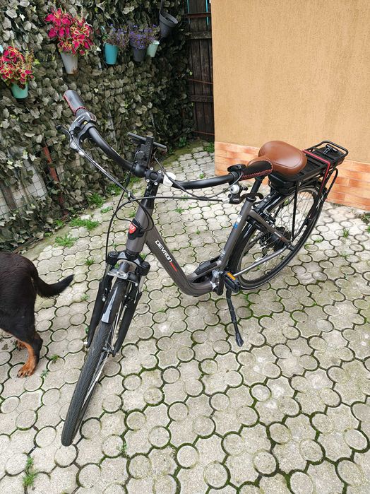 Vand  bicicleta electrica asistata
