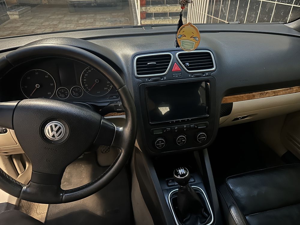 Vând Volkswagen EOS