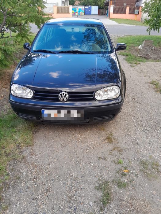 Vand VW Golf 4 1.4 benzina
