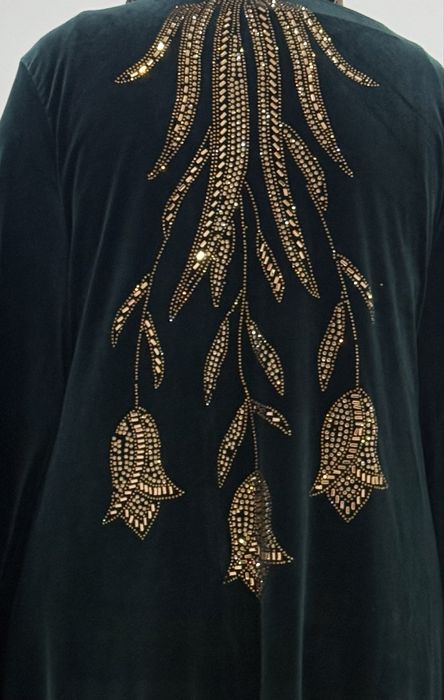 Продается шапан велюр