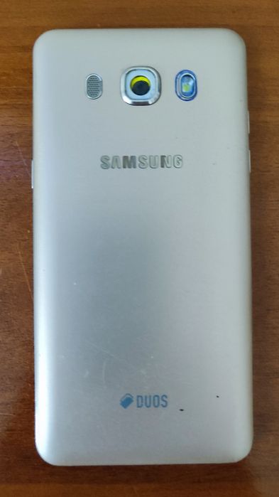 Продам мобильный телефон " Samsung"