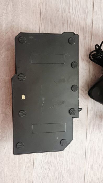 Volan si pedale Easy Touch ET2034 PC si Playstation 2
Volan si pedale