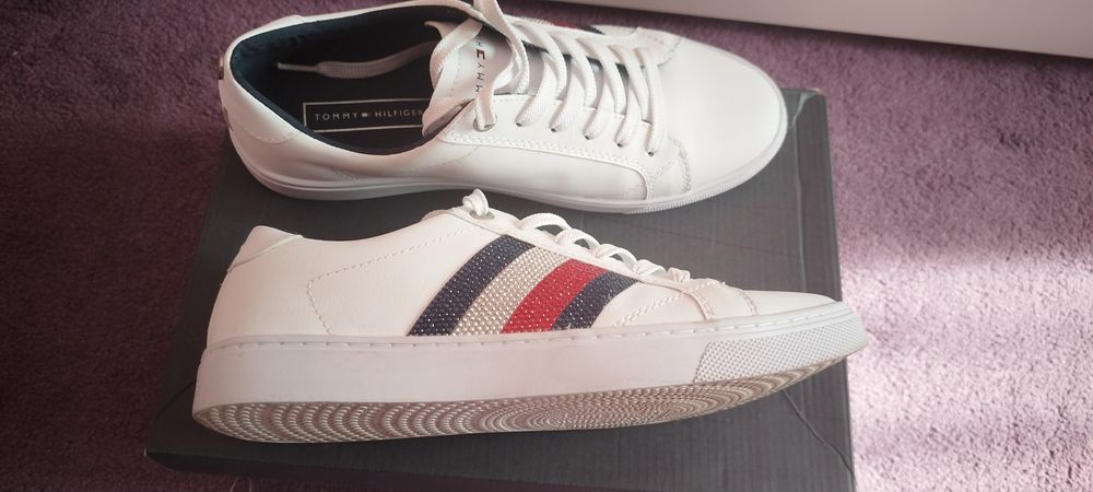 Tommy Hilfiger sneakers