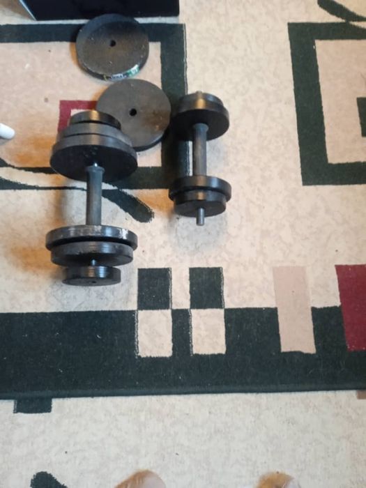 Продаються гантели новые