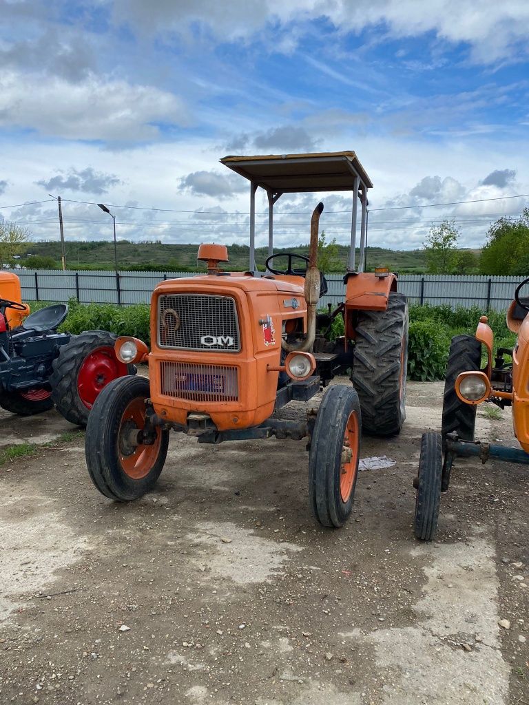 Tractor Fiat 715