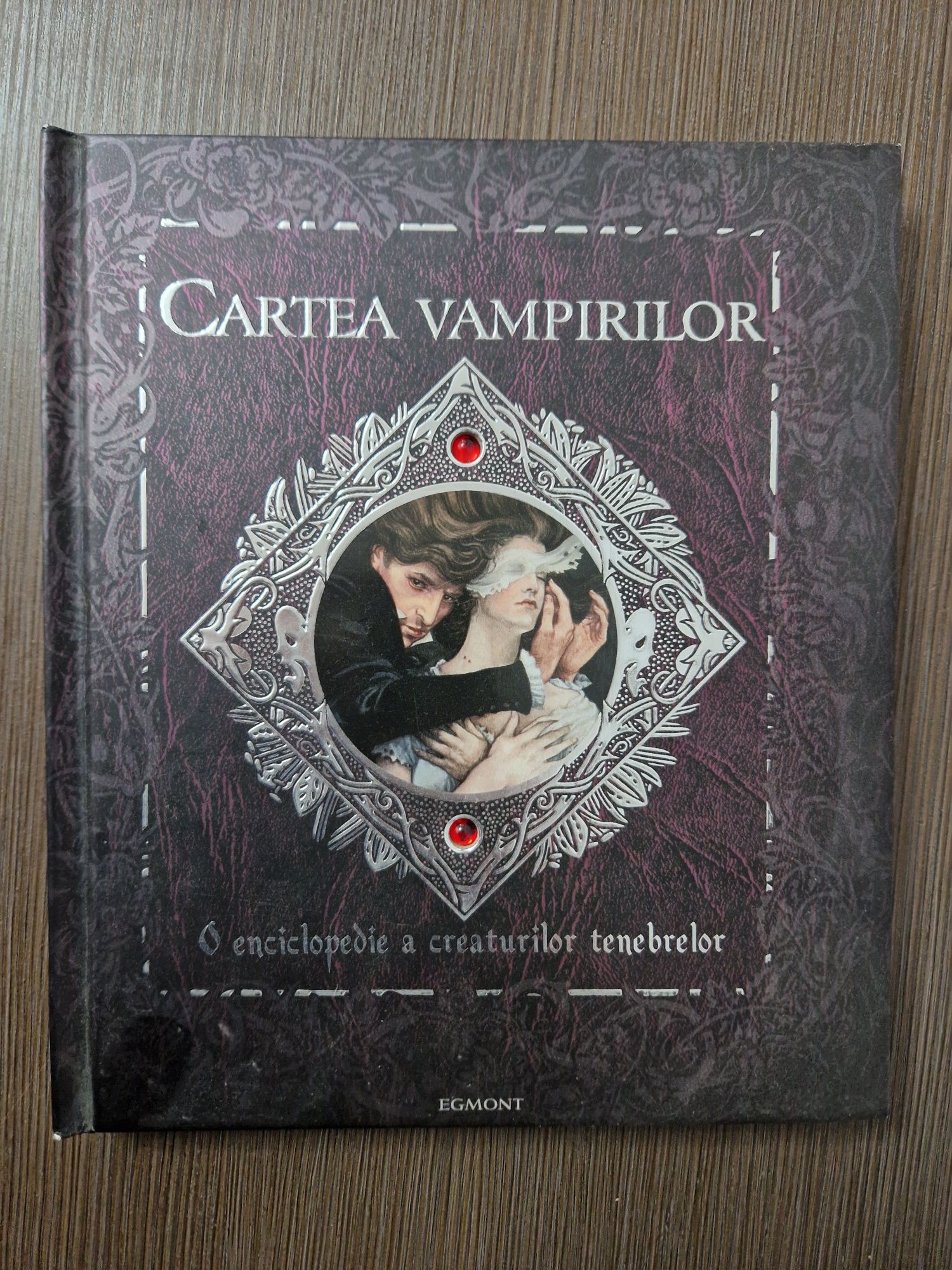 Cartea vampirilor, Cartea vrajitorilor