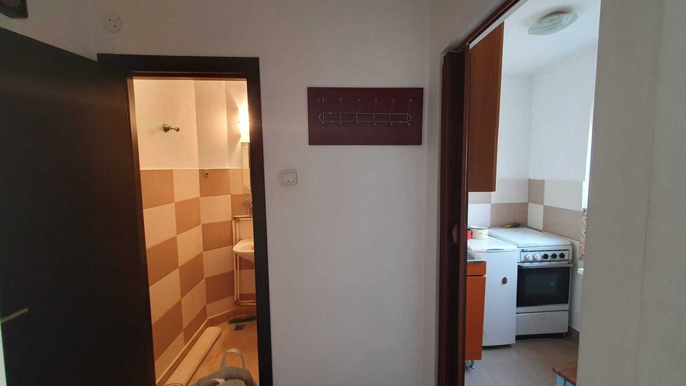 Garsoniera - Etaj 3 - Zona Piata Mihai Viteazul - Arad (Proprietar)