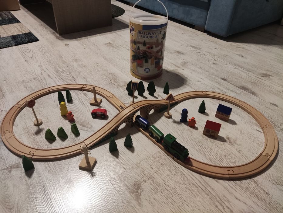 Set trenuleț și șine de lemn