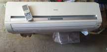 Aer conditionat HAIER HSU-12HVE03 12000 BTU/complet/functional/Galati