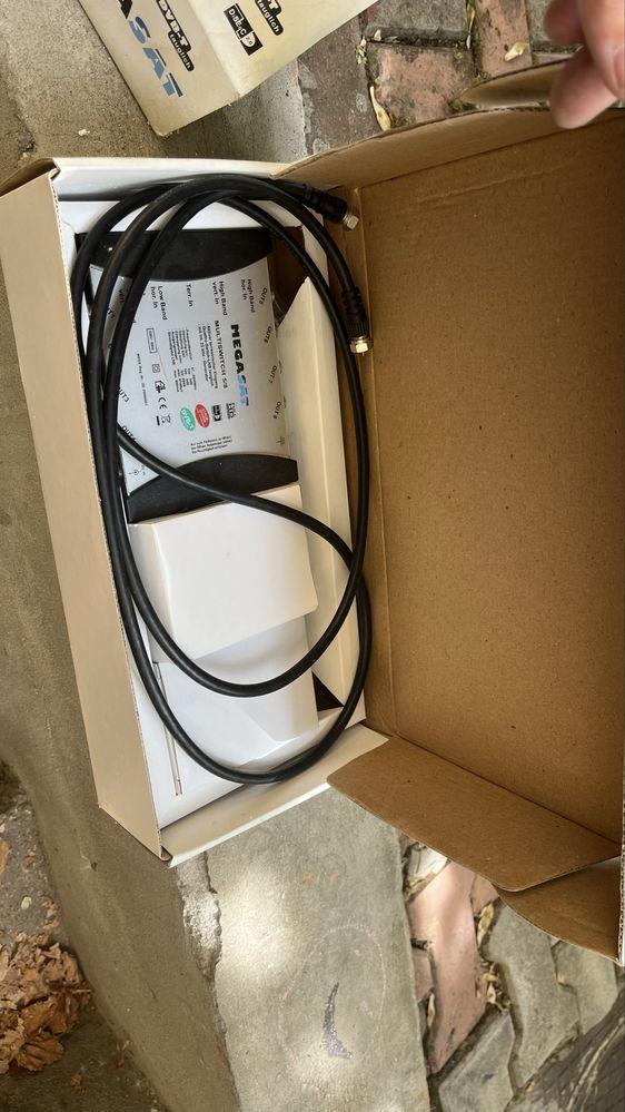 Multiswitch MegaSat pentru antene satelit.