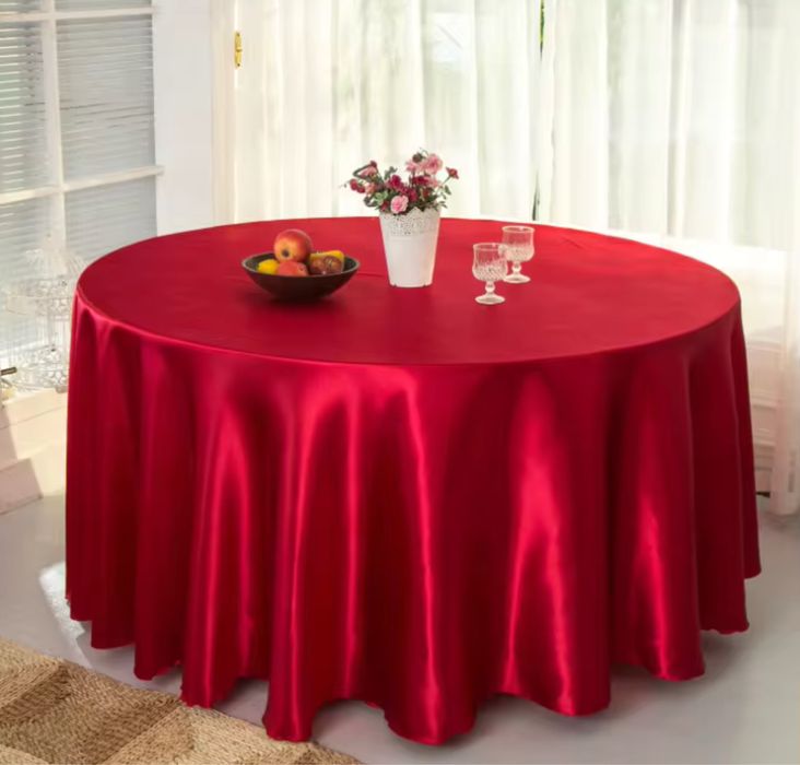 Fata(fete)de masa rotunda /Sali de Evenimente