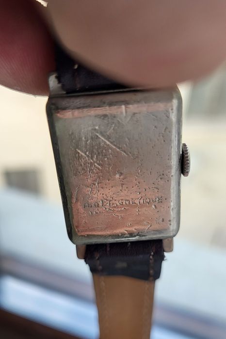 Ceas Tissot „Tank” 1929 – Primul ceas antimagnetic din lume