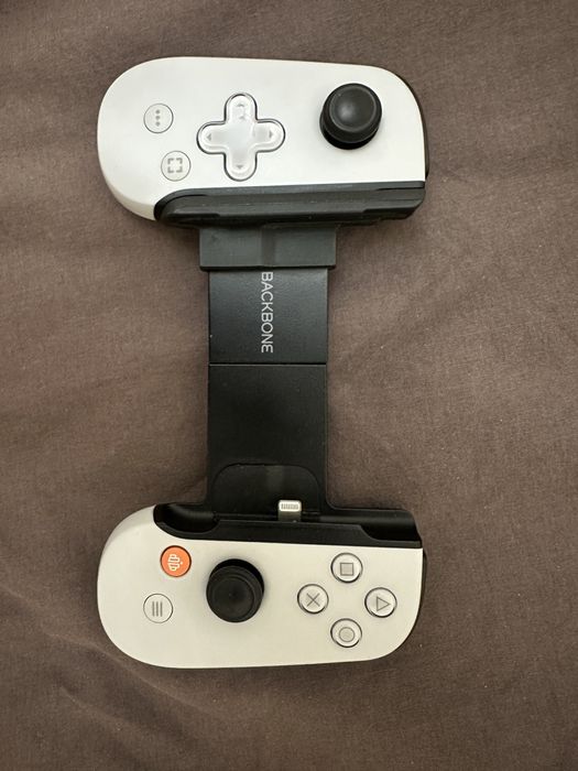 Backbone One Playstation Edition