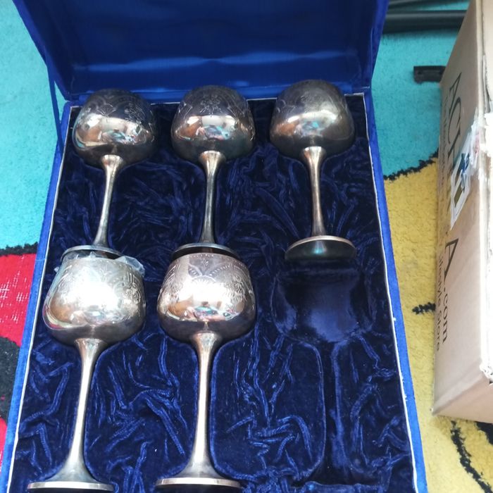 Колекционерски дебело посребрени чаши за вино