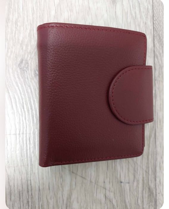 Дамско портмоне,ново