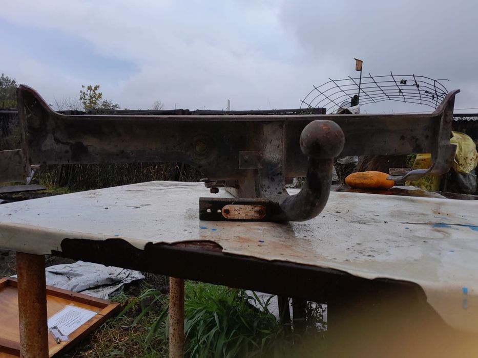 фаркоп на ауди 80