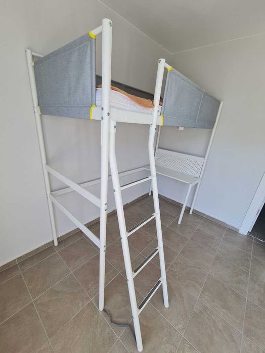 Легло с надстройка и бюро VITVAL IKEA