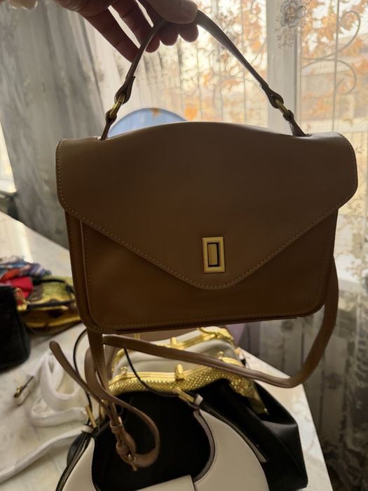 Сумки кошельки в отличном состояний