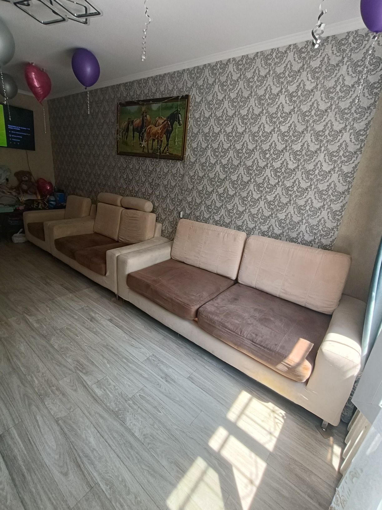 Диван в хорошем состоянии  3 2 1
