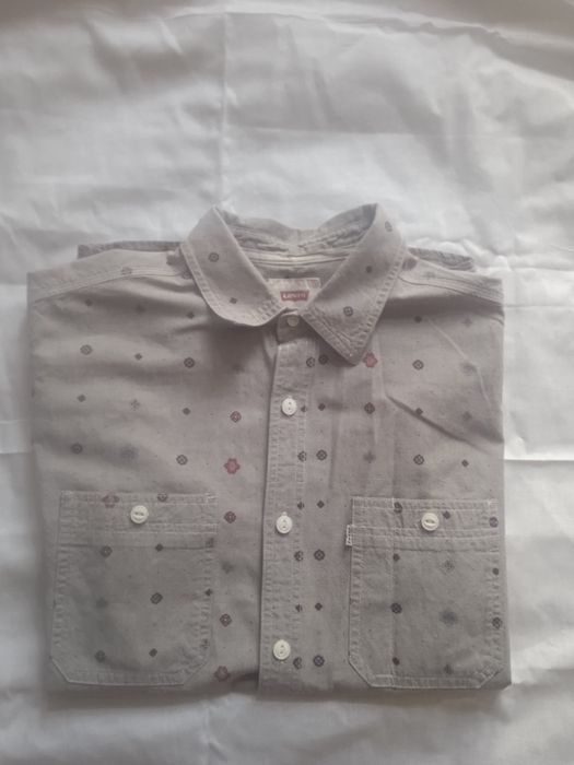 Мужская рубашка.
