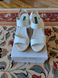 Sandale albe cu platforma damă